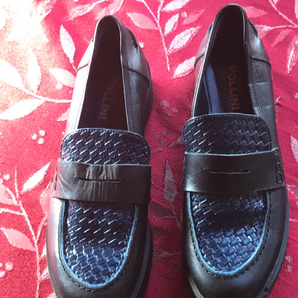 POLLINI navy and black platform loafers